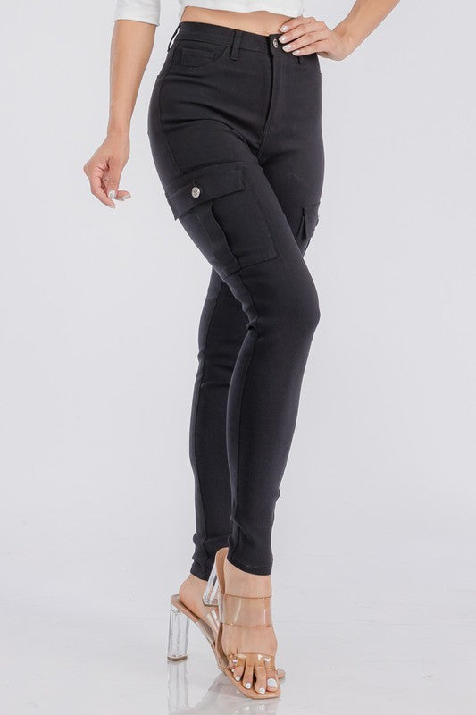 
                  
                    SUPER STRETCH CARGO SKINNY PANTS
                  
                