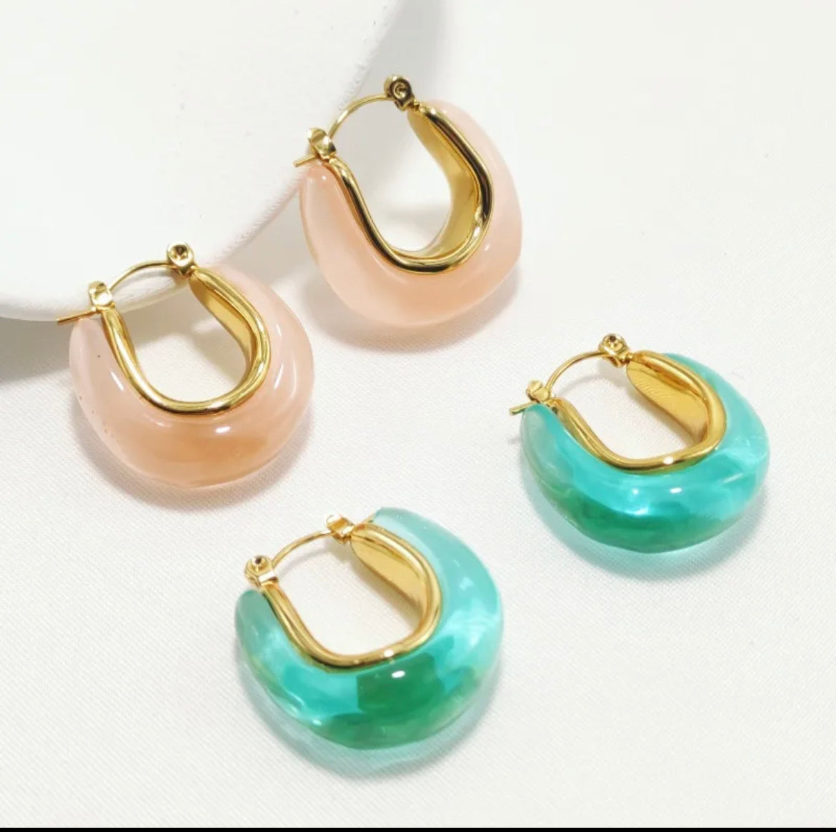 
                  
                    Elegant pastoral commute u-shaped epoxy 304 stainless steel 18k plated Earrings
                  
                