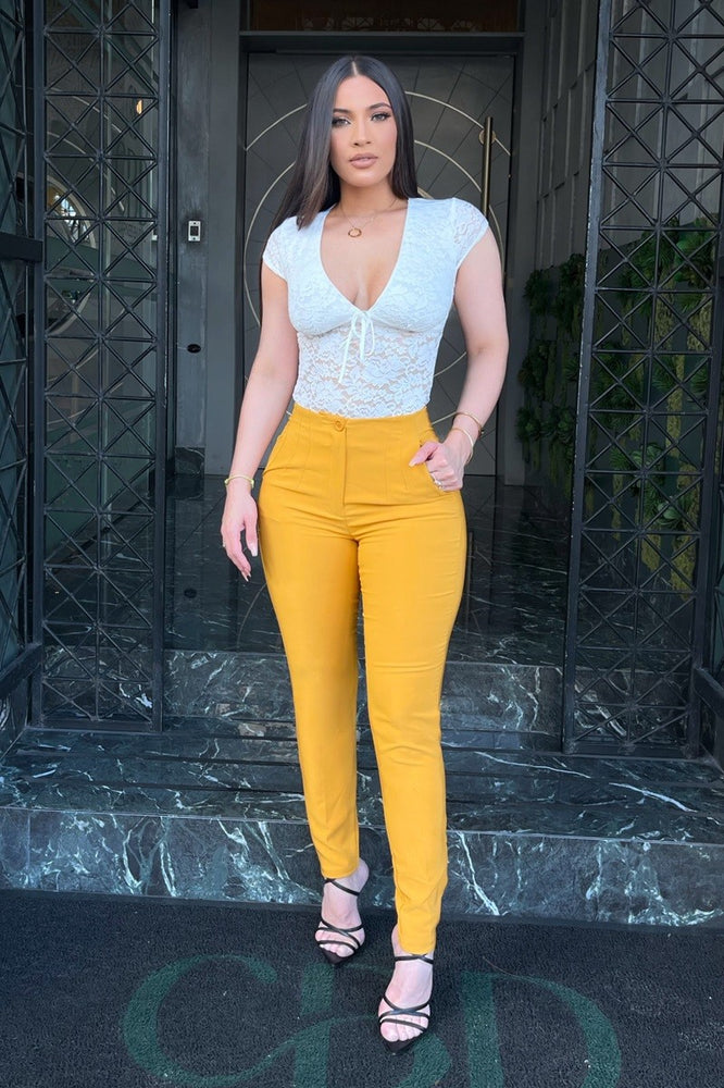 V-Neck Lace Crop Top – Feminine Fit