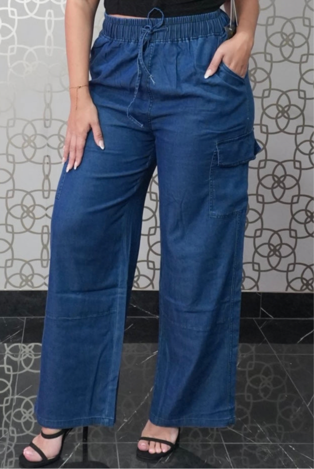 
                  
                    Tencel Cargo Baggy Pants
                  
                